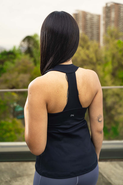 Top deportivo Full Coverage Negro Pure