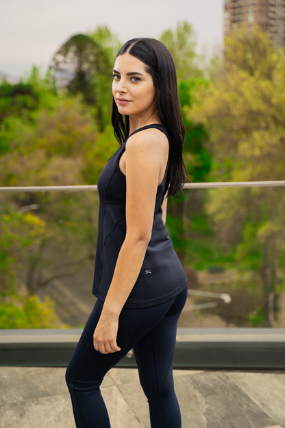 Top deportivo Full Coverage Plus Negro Pure