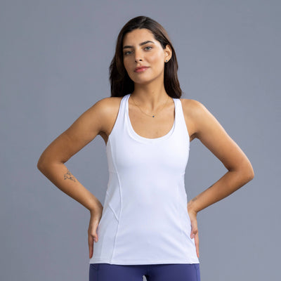 Top deportivo Full Coverage Plus Blanco Pure